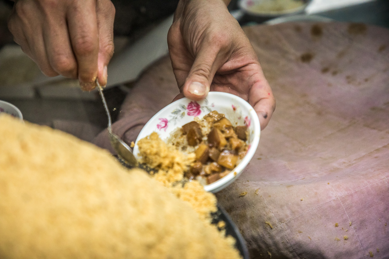 台南在地人的深夜食堂！戽斗米糕～魚鬆滷肉Ｑ米糕，一吃上癮的懷舊古早味！