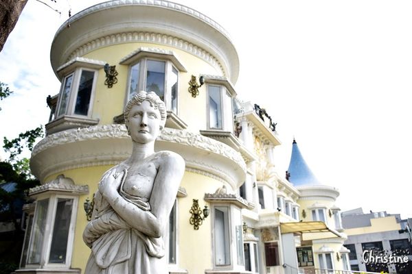 【台南。景點】 中西區 / 台南移民署，如童話般的歐風城堡建築，婚紗拍攝勝地，全台最美公家機關，ig打卡熱門景點，府前路上