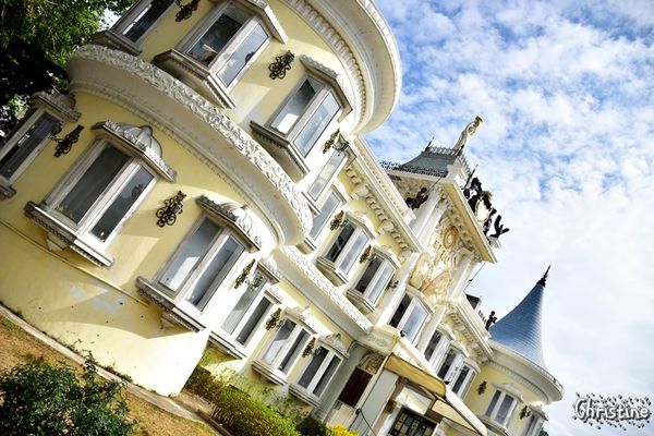 【台南。景點】 中西區 / 台南移民署，如童話般的歐風城堡建築，婚紗拍攝勝地，全台最美公家機關，ig打卡熱門景點，府前路上