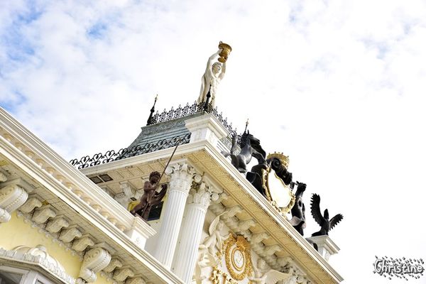 【台南。景點】 中西區 / 台南移民署，如童話般的歐風城堡建築，婚紗拍攝勝地，全台最美公家機關，ig打卡熱門景點，府前路上