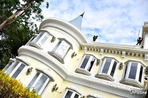 【台南。景點】 中西區 / 台南移民署，如童話般的歐風城堡建築，婚紗拍攝勝地，全台最美公家機關，ig打卡熱門景點，府前路上