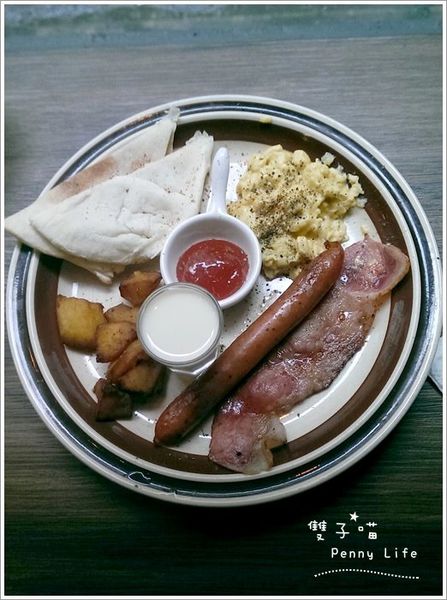 ||食記||-[台中]-西屯區-DEPOT小倉庫-輕食/鹹派 早午餐(近台中新光遠百)有Menu