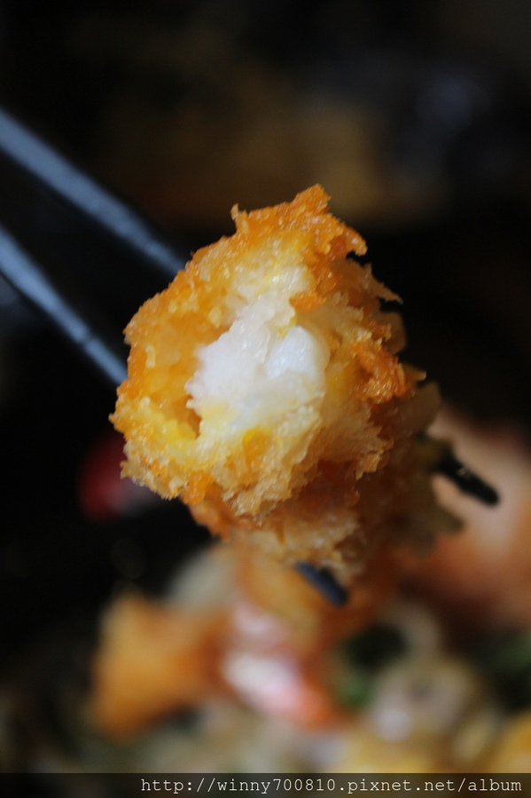 新丼：台北/中山 【新丼-有創意、超新鮮、份量夠、真的讓人很心動!】 捷運中山站