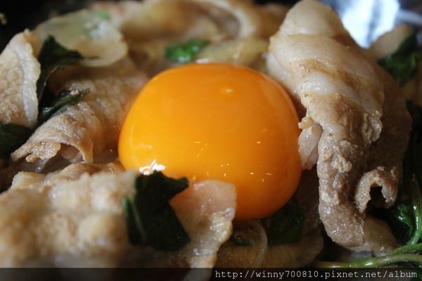 新丼：台北/中山 【新丼-有創意、超新鮮、份量夠、真的讓人很心動!】 捷運中山站