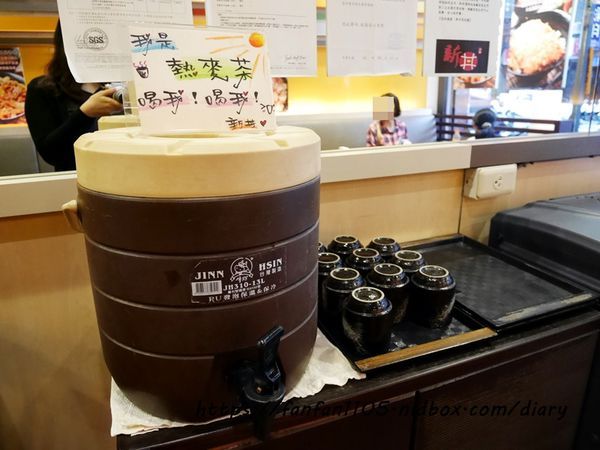 台北美食【新丼】21種創意丼飯組合,給人不一樣的心動體驗 #中山站 #丼飯 #日式丼飯 (8).JPG