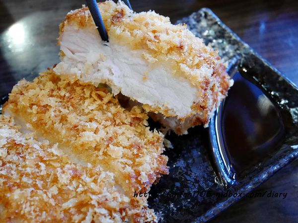 新丼 心動 日式丼飯 中山捷運站 當代藝術館 給你不一樣的創意美味 (11).JPG