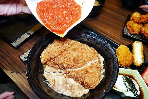 【台北美食】新丼 #起司瀑布 #厚切豬排煉獄丼 27種平價創意丼飯，只要$120元起 (18).JPG