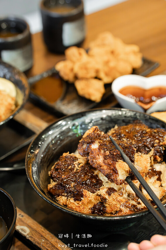 中山捷運站餐廳_新丼，巧克力豬排是什麼神仙組合，一口入魂，大