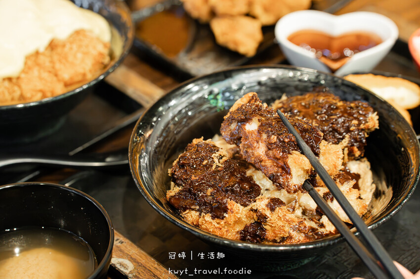 中山捷運站餐廳_新丼，巧克力豬排是什麼神仙組合，一口入魂，大