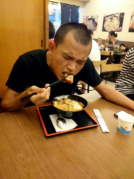 幸福屋丼物料理專賣店:<淡水美食>好吃日本豬排丼飯 幸福屋:))