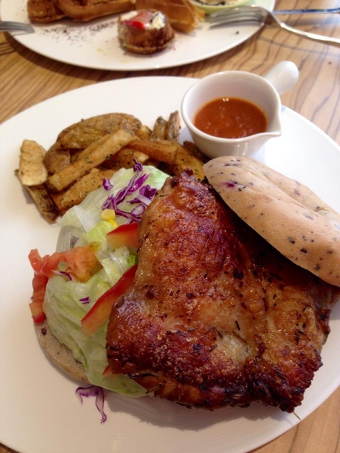 [台中] 覺樂café~隱身在廣三SOGO後的小巷咖啡~