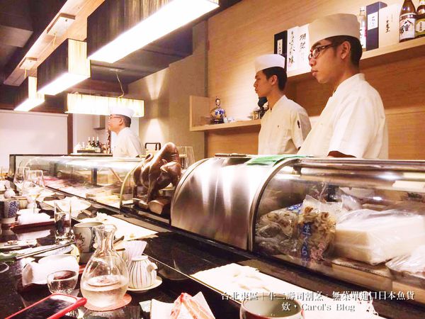 【台北東區│日式料理】牛二壽司割烹│精緻無菜單料理、專用日本進口新鮮魚貨搭上久保田萬壽清酒│適合情侶約會、商業聚餐