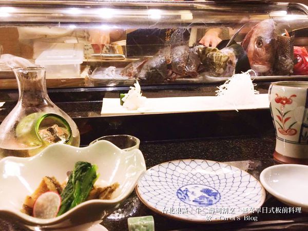 【台北東區│日式料理】牛二壽司割烹│精緻無菜單料理、專用日本進口新鮮魚貨搭上久保田萬壽清酒│適合情侶約會、商業聚餐