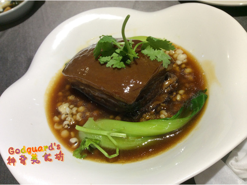 (食記)[忠孝敦化] 精緻中式桌菜、美味實在不滿意——東坡涵舍