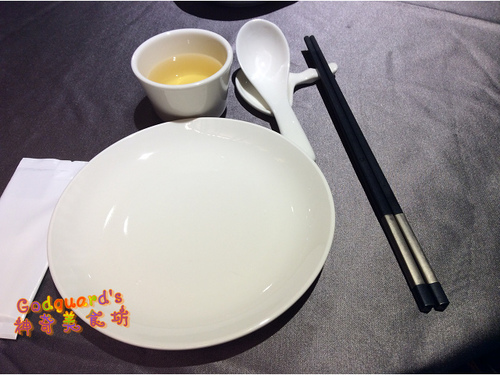 (食記)[忠孝敦化] 精緻中式桌菜、美味實在不滿意——東坡涵舍