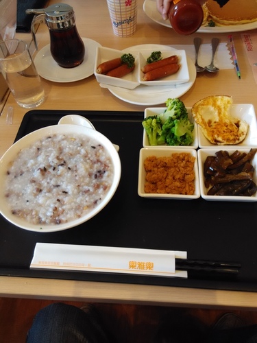 ❤台中❤ 餐廳 ♡ ~ Royal Host 樂雅樂家庭餐廳吃早餐 ~ ♛王子與公主的窩♛