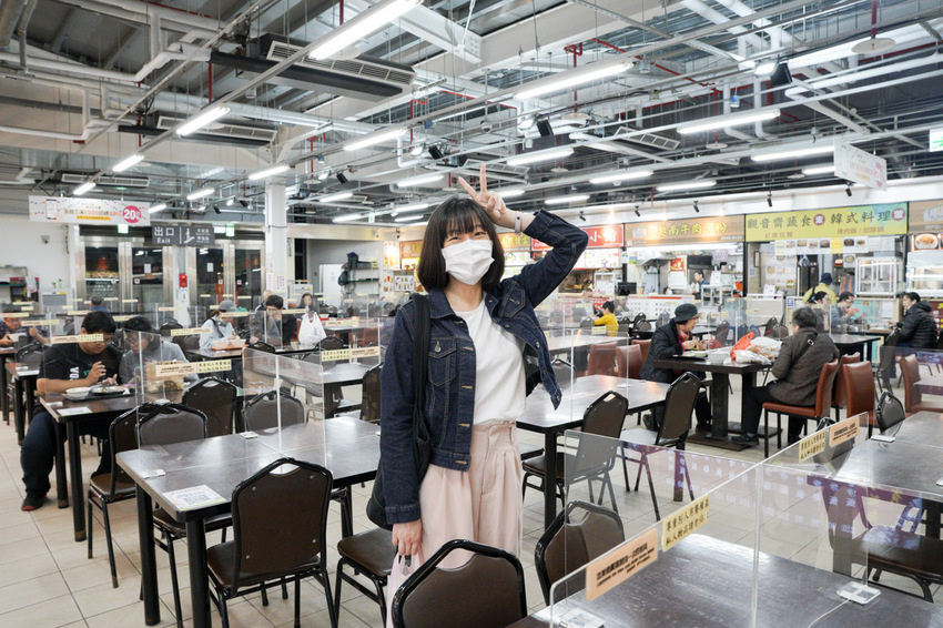 南門市場美食|合歡刀削麵.台北好吃的番茄牛肉麵,一定要來1碗 中正紀念堂旁邊南門市場美食,有間合歡刀削麵,它的招牌番茄牛肉麵,絕對是在台北好吃的番茄牛肉麵。