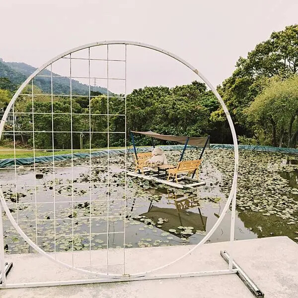 台中新社青青湖畔親水花園~創意西餐廳~烤肉區~親子同遊好樂趣