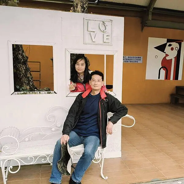 台中新社青青湖畔親水花園~創意西餐廳~烤肉區~親子同遊好樂趣