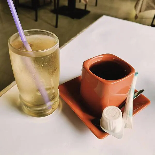 台中新社青青湖畔親水花園~創意西餐廳~烤肉區~親子同遊好樂趣