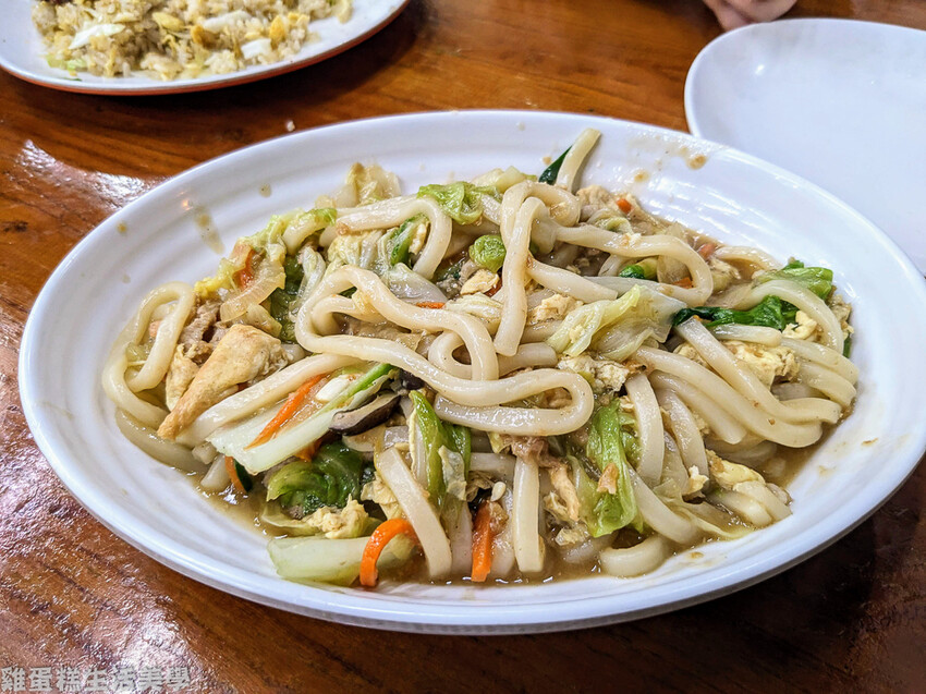 【新竹食記】十一街麵食館 - 竹北超夯的眷村好滋味,用餐時間