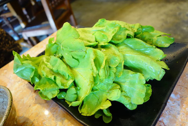 吳阿水老茶館(原吳阿火打邊爐)：吳阿水老茶館 ~ 雙連市場旁．海鮮套餐超澎派的啦 - 捷運雙連站