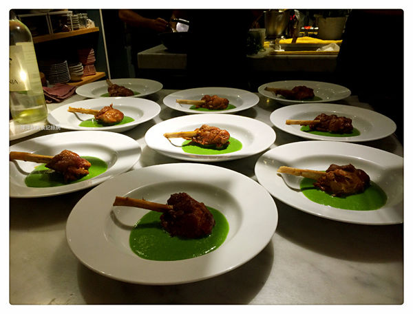 【台北美食】屋頂上的貓.食堂 ~ 私廚.一年前就要訂位❤️台北最難訂的無菜單料理 - 捷運市政府站