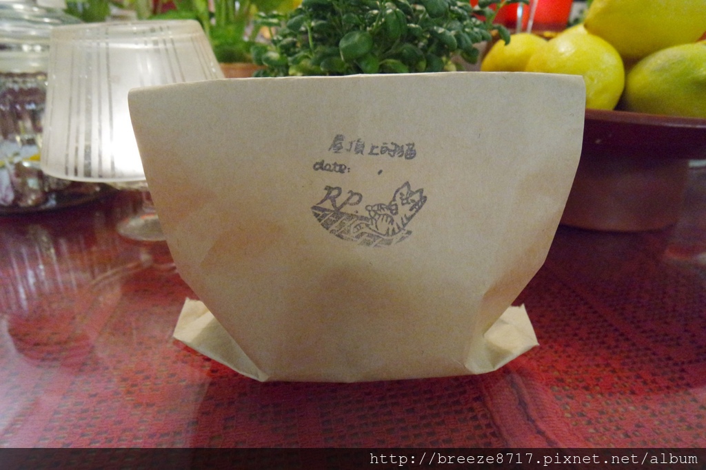 20170928 私廚-屋頂上的貓_170930_0002.jpg