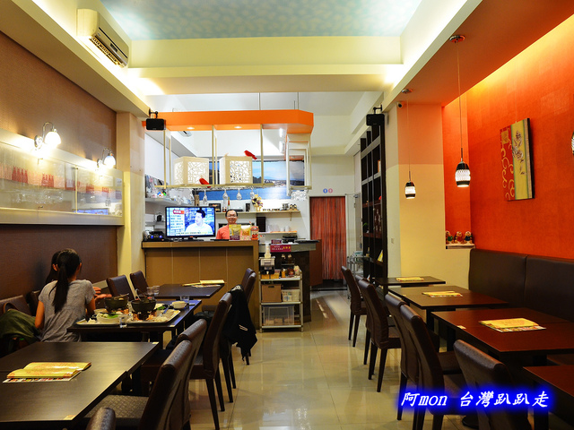 <台中西區>食記:囍料理~精緻美味的料理餐盒和特色火鍋~推薦紹子鍋和皮蛋鍋，下午時段用餐再打9折