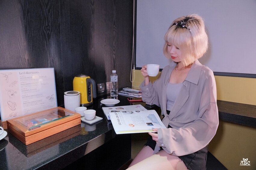 台中住宿紅點文旅|文青潮酷風格旅店，超大溜滑梯、膠囊咖啡機，走路就到中華路夜市！