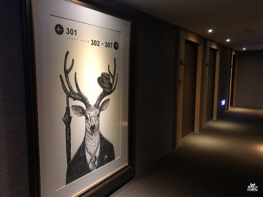 台中住宿紅點文旅|文青潮酷風格旅店，超大溜滑梯、膠囊咖啡機，走路就到中華路夜市！