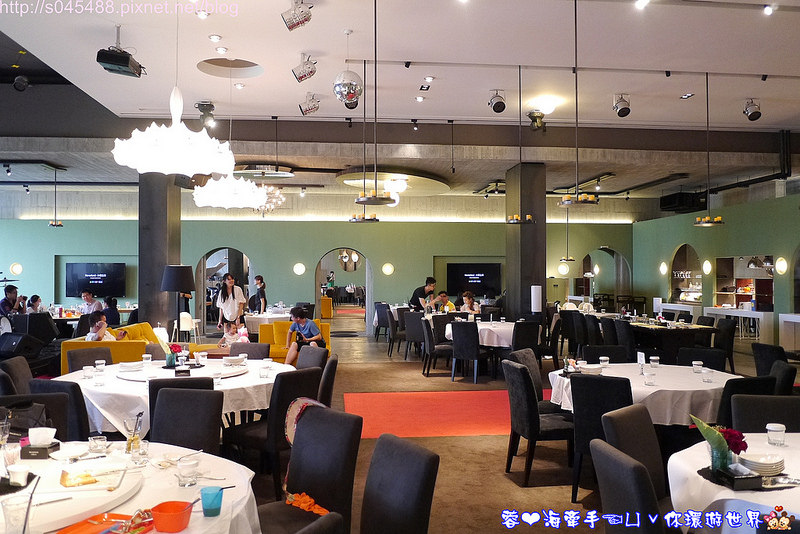 【宜蘭▍浪漫餐廳】Neverland 古堡party餐廳♥獨立森林Villa餐廳,浪漫節慶來超適合~