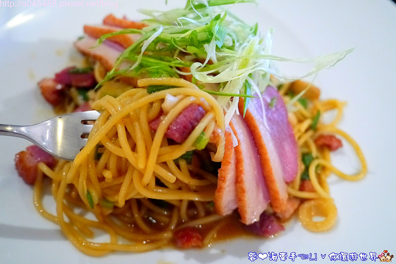 【宜蘭▍浪漫餐廳】Neverland 古堡party餐廳♥獨立森林Villa餐廳,浪漫節慶來超適合~