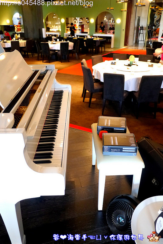 【宜蘭▍浪漫餐廳】Neverland 古堡party餐廳♥獨立森林Villa餐廳,浪漫節慶來超適合~