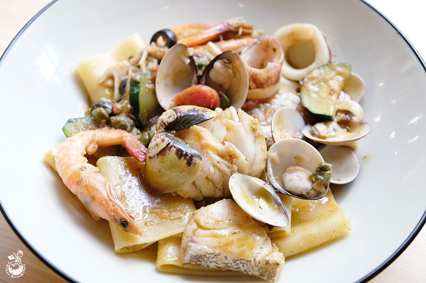 高雄閱讀咖啡館