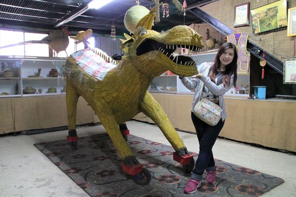 蓮荷園休閒農場：【桃園觀音景點】蓮荷園休閒農場~80公斤也可坐大王蓮/蓮子剉冰+洛神花臭豆腐必吃