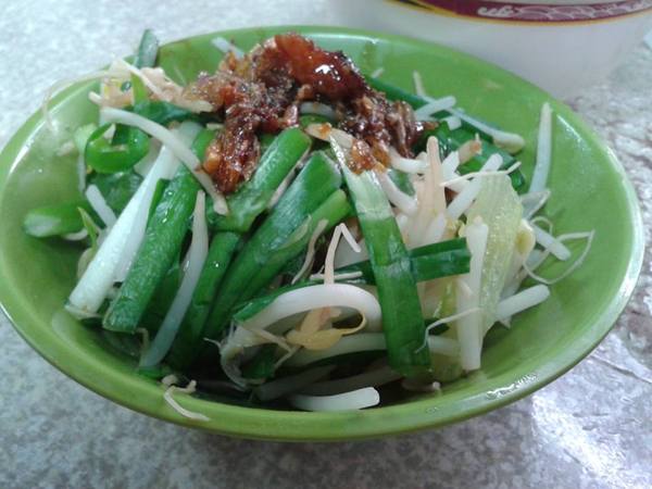 矮仔財滷肉飯：{食記}北投在地人氣美食之 '矮仔財魯肉飯'