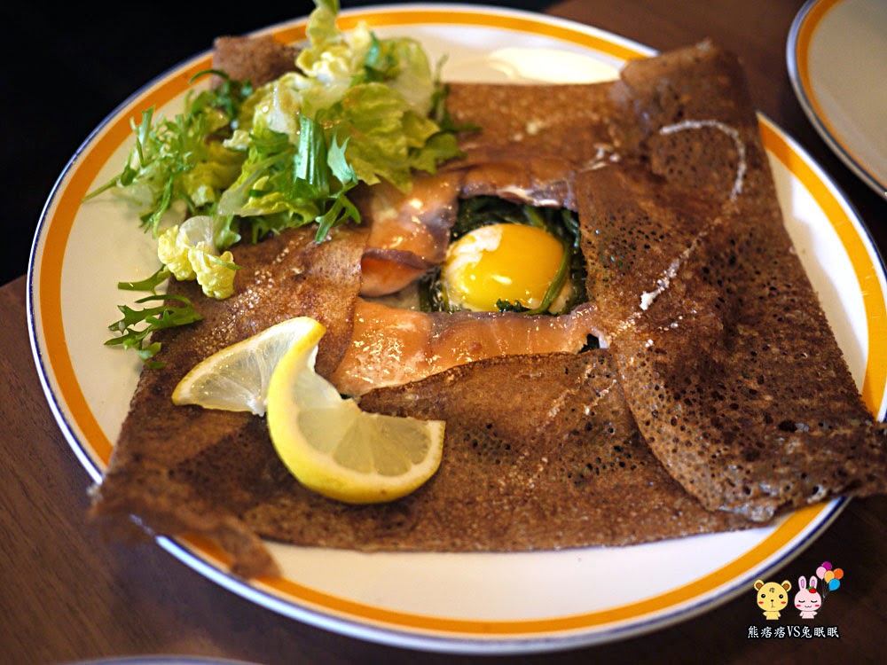 燻鮭魚蕎麥薄餅