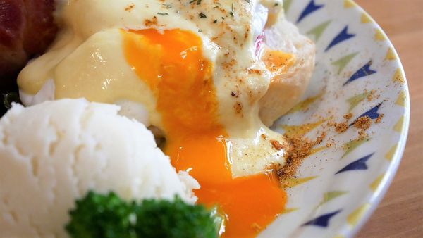 【台南市-中西區】Mumu小客廳｜藏身於巷弄的老屋中＊￣︶￣＊帶著咖啡廳的愜意氛圍，提供現點現做的早午餐點~慢活輕享受v(=∩_∩=)ﾌ