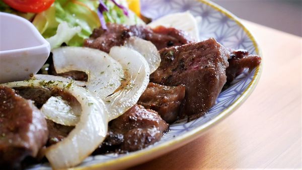 【台南市-中西區】Mumu小客廳｜藏身於巷弄的老屋中＊￣︶￣＊帶著咖啡廳的愜意氛圍，提供現點現做的早午餐點~慢活輕享受v(=∩_∩=)ﾌ