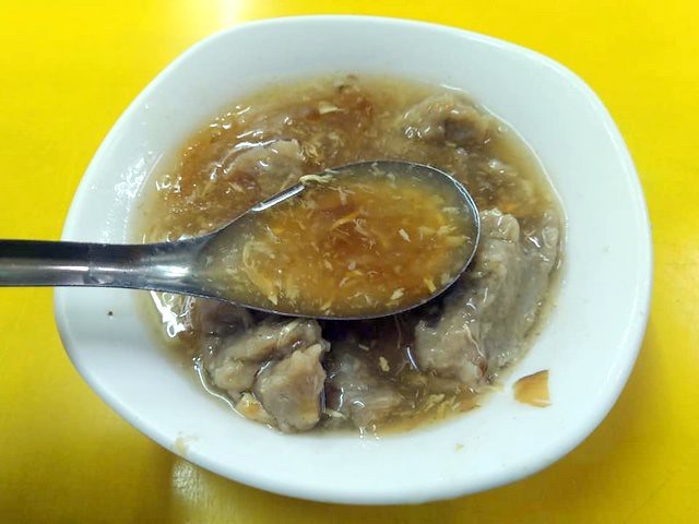Tempura/Fried Fish Cake & Pork Thick Soup , Taiwanese dishes, Taipei, Taiwan, Nov 23, 2019,西門町萬年大樓貝玉甜不辣與肉羹