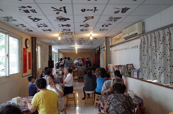 一滴水麵館:【南投。中興新村】一滴水麵館 一滴水麵館:【南投。中興新村】一滴水麵館