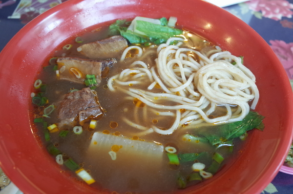 一滴水麵館:【南投。中興新村】一滴水麵館 一滴水麵館:【南投。中興新村】一滴水麵館