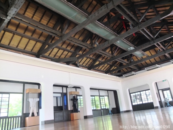 新化老街：【旅行遊記。台南新化區】新化老街輕旅行 老建築ｘ紀念館ｘ美食小吃一次享有