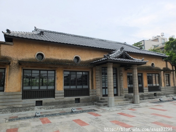 新化老街：【旅行遊記。台南新化區】新化老街輕旅行 老建築ｘ紀念館ｘ美食小吃一次享有