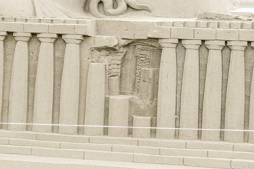 摩艾沙雕神秘的微笑，沙雕上望眼看世界，大安沙雕音樂季遊歷異國風情，一起看沙雕聽音樂！