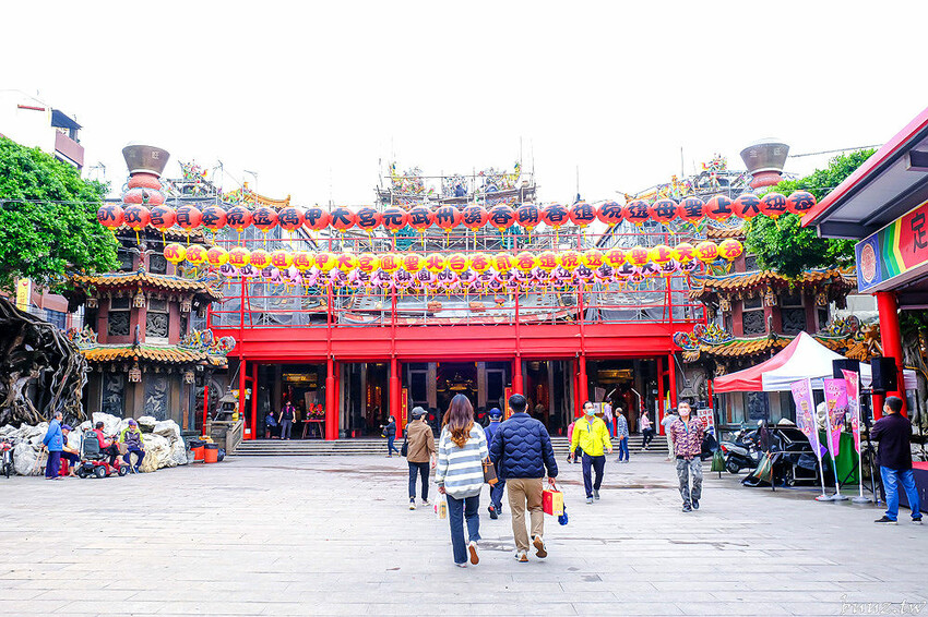 摩艾沙雕神秘的微笑，沙雕上望眼看世界，大安沙雕音樂季遊歷異國風情，一起看沙雕聽音樂！