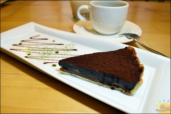 莎莎莉朵Sausalito CAFE:台中西區早午餐飲料喝到飽。莎莎莉朵Sausalito CAFE。美術館巷弄小秘境大份量平價美味聚餐首選@商妮吃喝遊樂