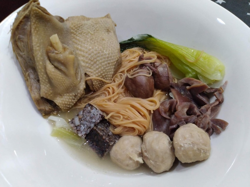 【宅配美食】嘉義超人氣美食-黑棟當歸鴨|湯頭清澈甘甜,飄香五十年的好味道隨時享用@東吃東吃到處吃