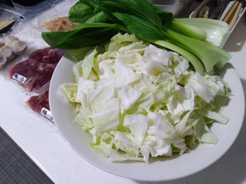 【宅配美食】嘉義超人氣美食-黑棟當歸鴨|湯頭清澈甘甜,飄香五十年的好味道隨時享用@東吃東吃到處吃